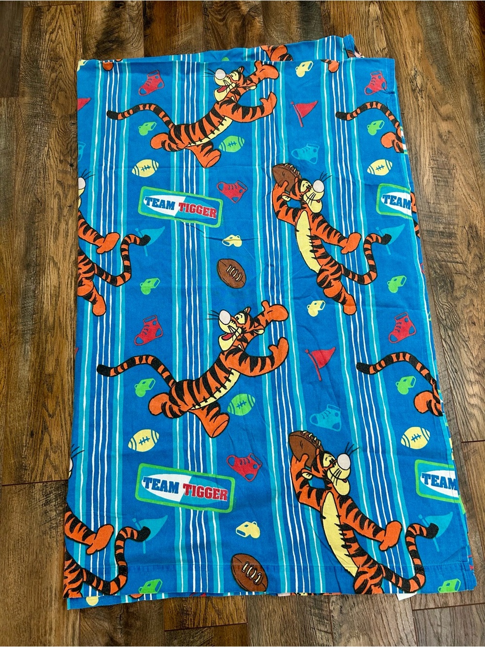 Vintage Disney Winnie the Pooh "Team Tigger” Twin Sheets Flat Football Rare